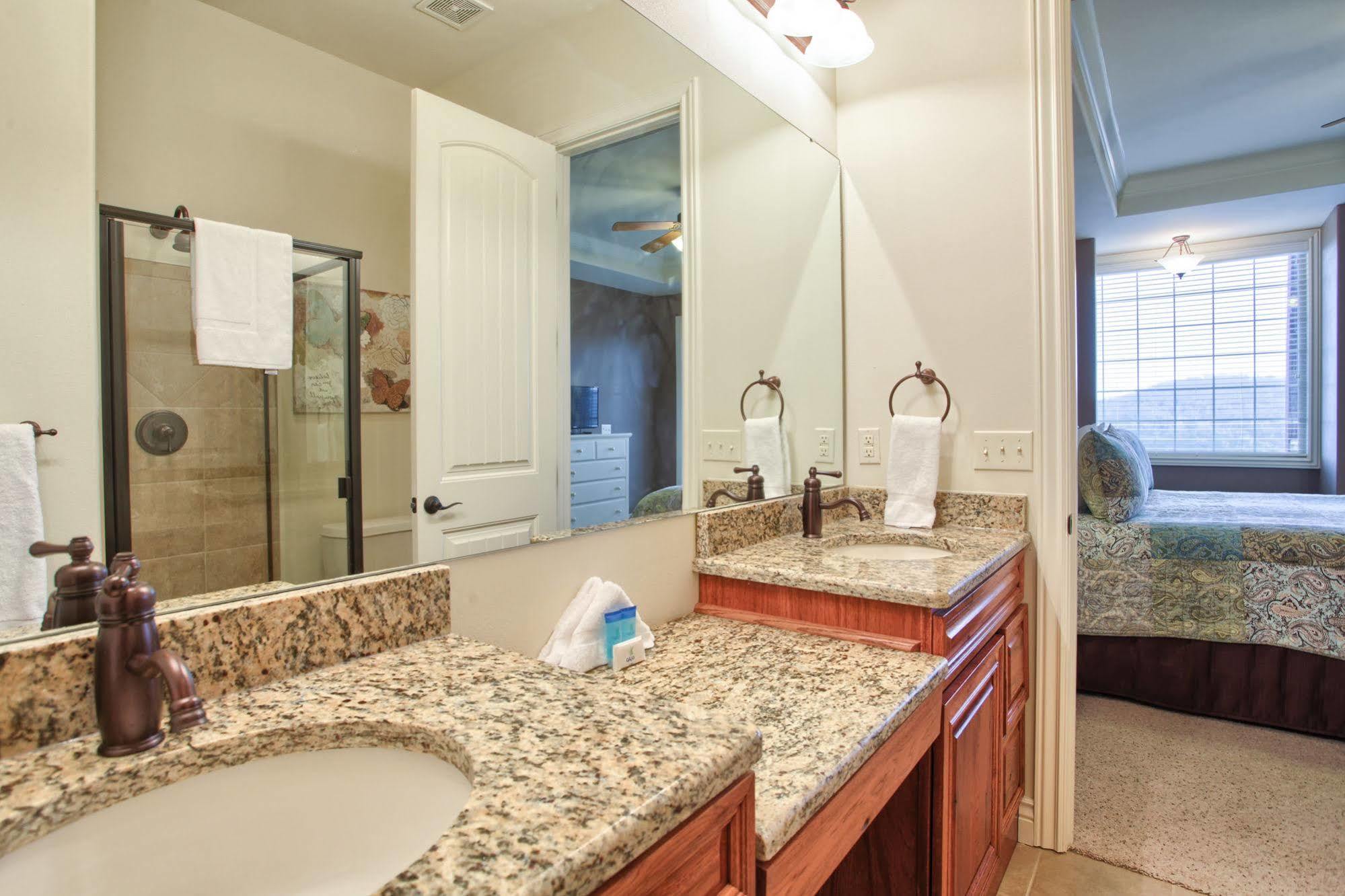 Cliffs Resort Table Rock Lake Indian Point Bagian luar foto